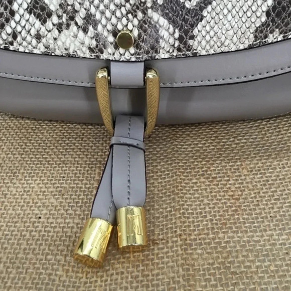 Antonio Milani Leather Reptile Flap Bag - Picture 4 of 10